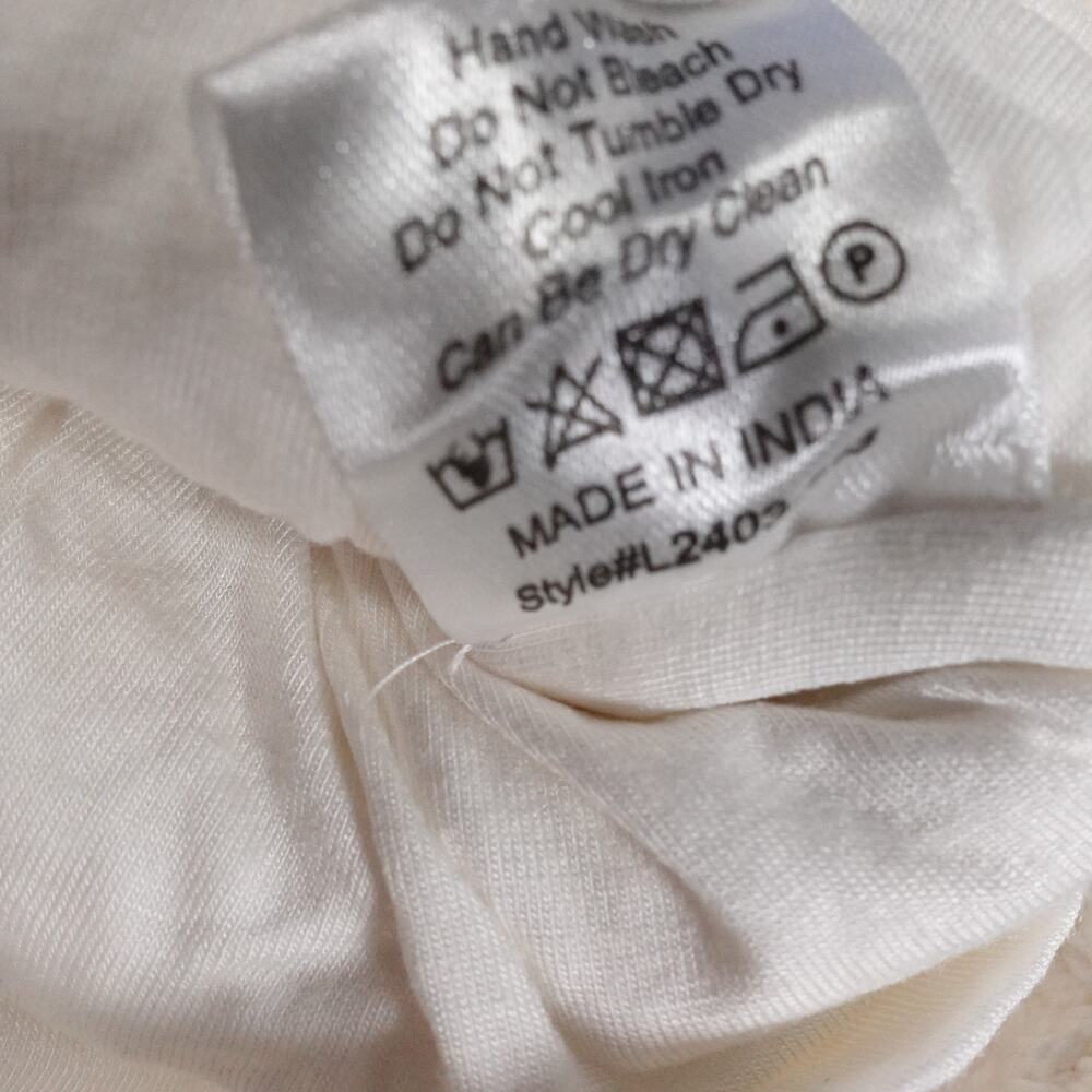 Love the Label Tuckernuck Ivory Leighton Skirt Crochet Floral Retro Small 245733 - Picture 11 of 12